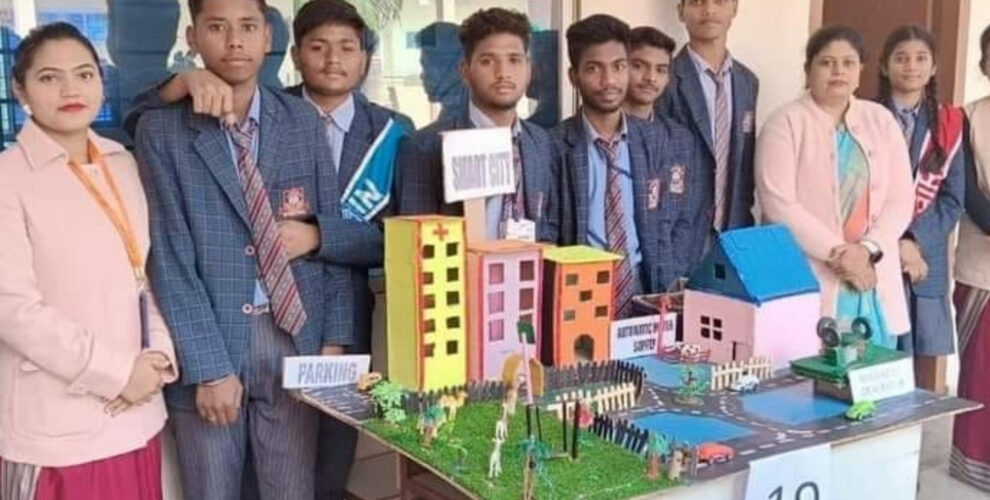 Smart City Model Showcased at SIT Public School Exhibition